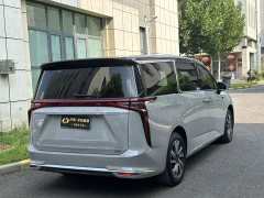 Maxus Dajia 9 Super Hybrid Ultra-Long Range Forest Edition 7-Seater - ფოტო 6