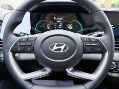 Hyundai Elantra 2023 1.5L CVT Luxury - ფოტო 13
