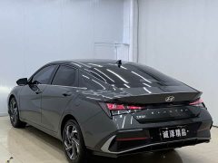 Hyundai Elantra 2023 1.5L CVT Luxury - ფოტო 6