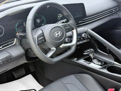 Hyundai Elantra 2023 1.5L CVT Luxury - ფოტო 7
