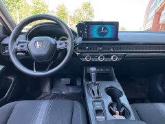 Honda Civic Hatchback 240 Turbo CVT Sport Edition - ფოტო 18