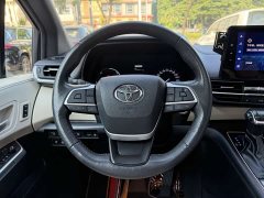 Toyota Grevias 2.5L Hybrid Premium Plus Edition - ფოტო 13