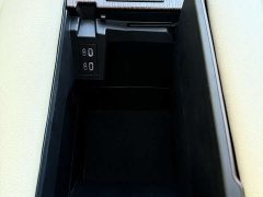 Toyota Grevias 2.5L Hybrid Premium Plus Edition - ფოტო 17