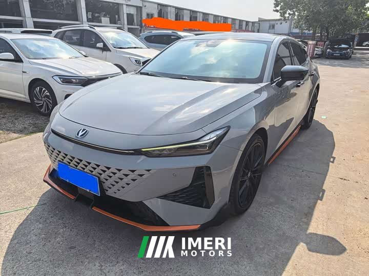 Changan UNI-V 1.5T Premium Sport