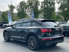 Audi Q5L 45T Luxury Dynamic - ფოტო 14