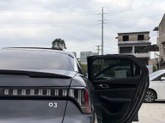 Lynk & Co Geely Lynk & Co 03 2.0T Diesel DCT Pro - ფოტო 20