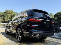 BMW X7 xDrive40i M Sport Luxury Package - ფოტო 4