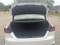 Toyota Camry 2.0L GVP Luxury - ფოტო 20