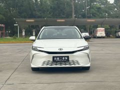 Toyota Camry 2.0L GVP Luxury - ფოტო 3