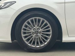 Toyota Camry 2.0L GVP Luxury - ფოტო 4