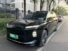 NIO ES8 Six-Seat Executive Signature Edition - ფოტო 1