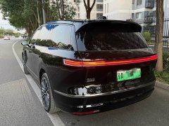 NIO ES8 Six-Seat Executive Signature Edition - ფოტო 3