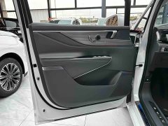 Buick GL8 Luxe Smart Comfort Edition - ფოტო 12