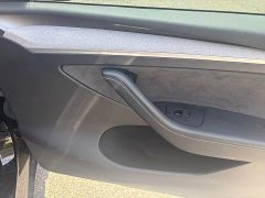 Tesla Model Y Long Range All-Wheel Drive - ფოტო 14