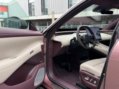 Xiaomi YU7 Four-Wheel Drive Max Edition - ფოტო 5