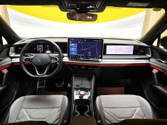 Volkswagen Taos L 380TSI AWD Luxury Easy Package - ფოტო 11