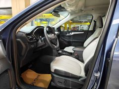 Ford Escape EcoBoost 245 FWD Prestige Edition - ფოტო 8