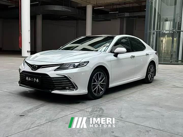 Toyota Camry 2.5G Luxury