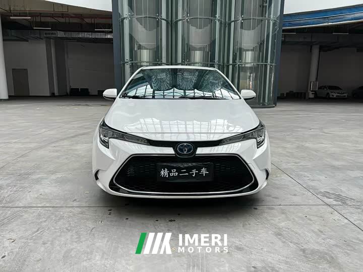 Toyota Corolla Hybrid 1.8H E-CVT Luxury