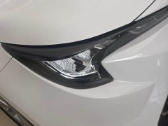 Toyota Corolla Hybrid 1.8H E-CVT Luxury - ფოტო 11