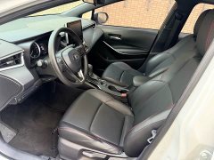 Toyota Corolla Hybrid 1.8H E-CVT Base - ფოტო 4