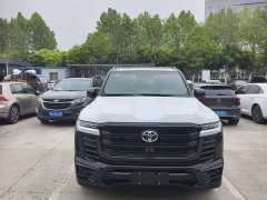 Toyota Land Cruiser (Imported) LC300 3.5L Automatic - ფოტო 2