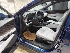 Cadillac GT4 2023 25T Fashion Edition - ფოტო 9