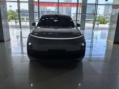 Li Auto L8 Ultra Smart Refresh Edition - ფოტო 2