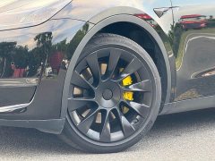 Tesla Model Y Standard Range RWD - ფოტო 15