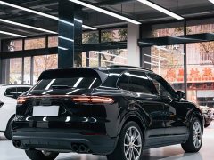 Porsche Cayenne New Energy Cayenne E-Hybrid 2.0T Platinum Edition - ფოტო 3