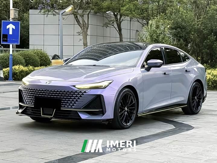 Changan UNI-V 1.5T Sport Edition - ავტომობილი ჩინეთიდან