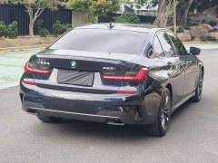 BMW 3 Series 325i M Sport Night Edition Package - ფოტო 15
