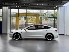 Tesla Model 3 Rear-Wheel Drive - ფოტო 4