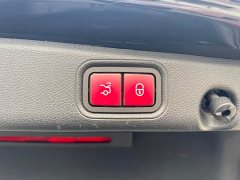 Mercedes-Benz E-Class E 300 L Luxury - ფოტო 19