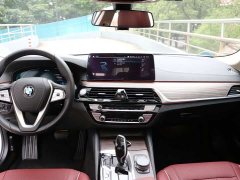 BMW 5 Series New Energy 535Le Luxury Package - ფოტო 9