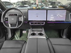 Li Auto L7 2023 Pro - ფოტო 4