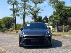 Lynk & Co Geely Lynk & Co 03 2023 1.5T DCT Pro - ფოტო 2