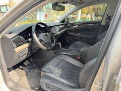 Volkswagen Passat 2019 330TSI Luxury National VI - ფოტო 16