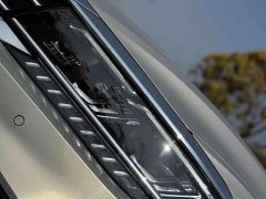 Volkswagen Passat 2019 330TSI Luxury National VI - ფოტო 18
