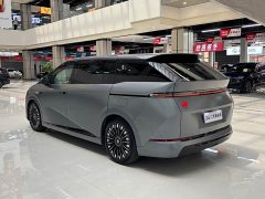 Xpeng X9 Extended Range 1602 Max - ფოტო 13