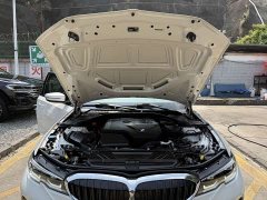 BMW 3 Series 325Li M Sport Package - ფოტო 18