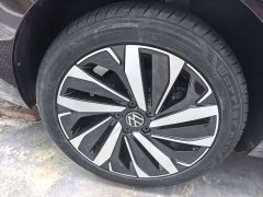 Volkswagen Passat 330TSI Luxury - ფოტო 7