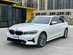BMW 3 Series 320i M Sport Package - ფოტო 1