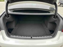 BMW 3 Series 320i M Sport Package - ფოტო 20