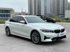 BMW 3 Series 320i M Sport Package - ფოტო 3