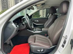 BMW 3 Series 320i M Sport Package - ფოტო 9