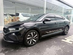 Volkswagen Passat 330TSI Elite - ფოტო 1