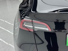 Tesla Model Y Rear-Wheel Drive - ფოტო 15