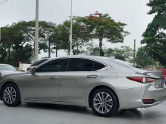 Lexus ES 2021 300h Excellence - ფოტო 8