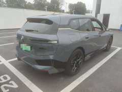BMW iX xDrive40 - ფოტო 9